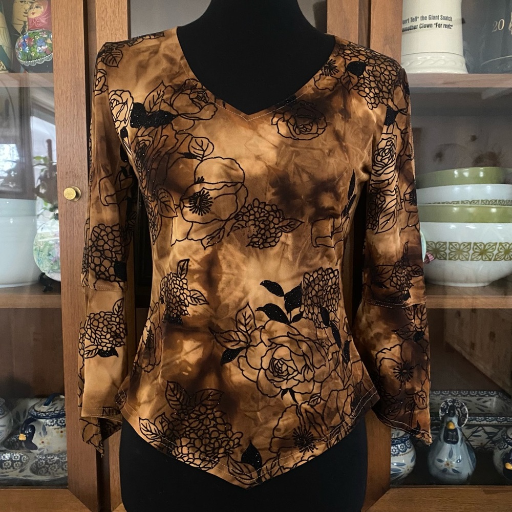 Vintage 90’s Cartise International Cold Shoulder Bell Sleeve Glitter Top